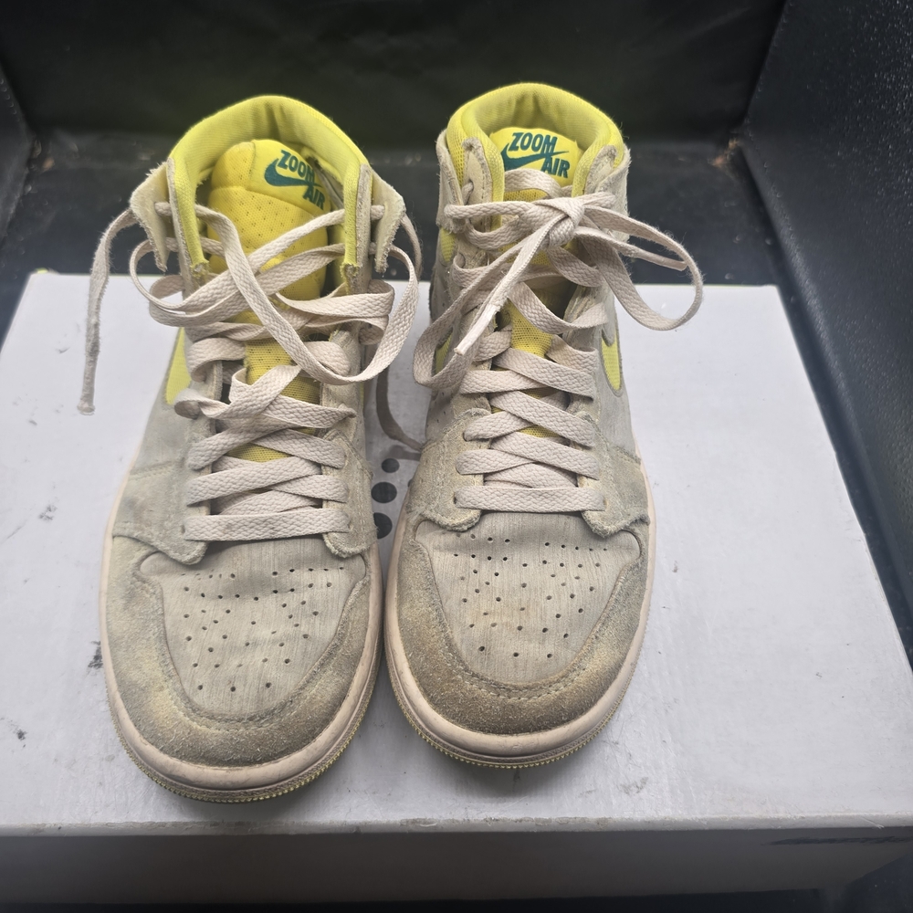 Nike Zoom Air Beige and‎ Neon Yellow Sneakers
